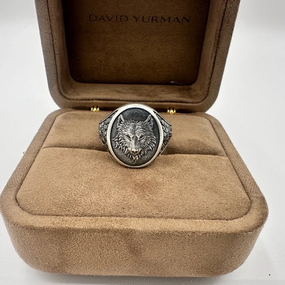 David Yurman Silver Wolf Emblem Ring - Picture 4 of 8